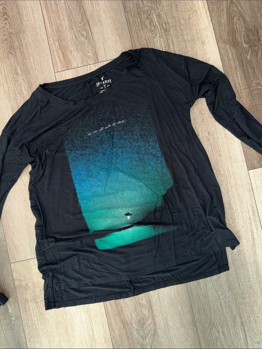 Women’s AE Black Long Sleeve Graphic Shirt with Teal Gradient Print